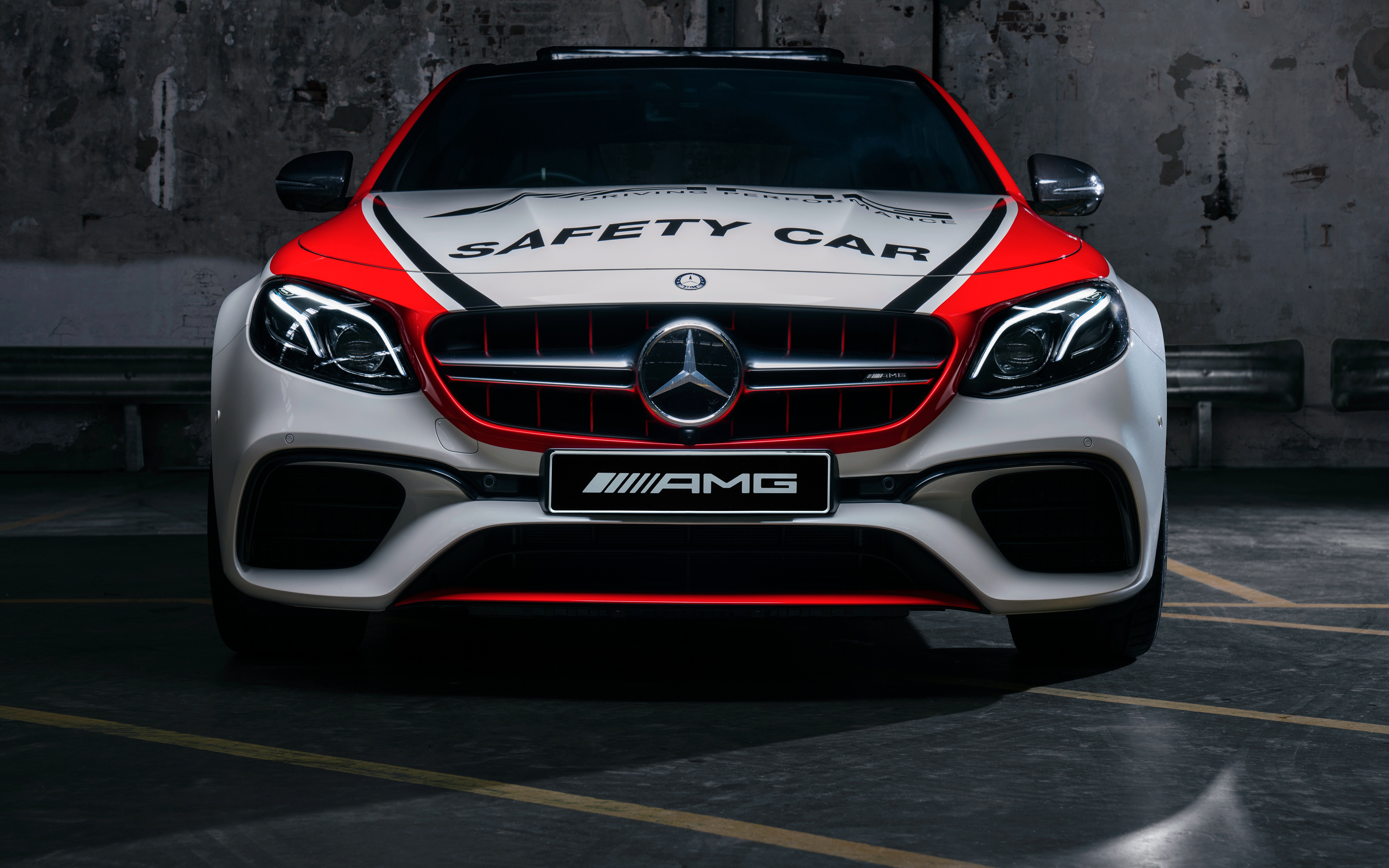 Mercedes AMG E 63 S 4MATIC Safety Car 2018 4K824004277